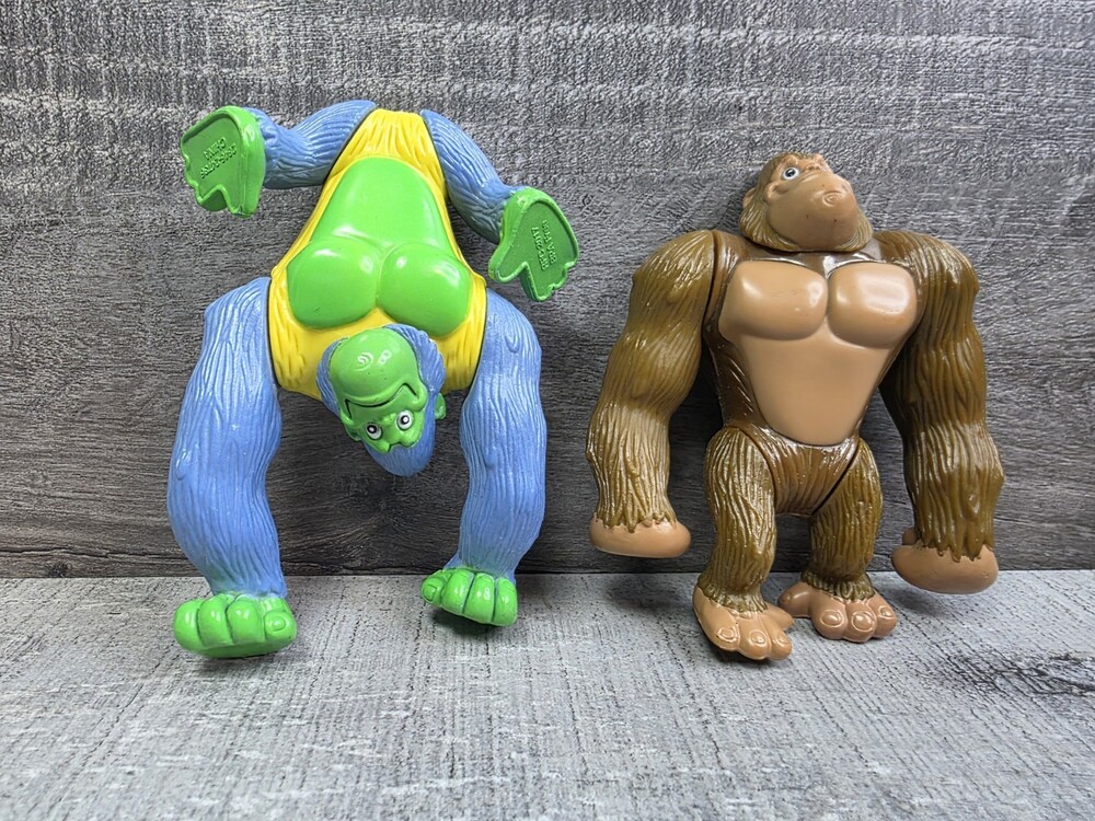 Rainforest Cafe Gorilla Figurine Plastic PVC Figure Blue Green Yellow LOT g62